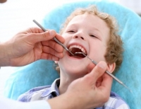 5 причин вылечить молочные зубы